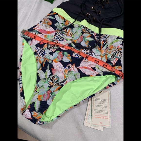 NWT $154 Maaji Lime Light One-piece Swimsuit in Black Forest [SZ Medium‎ ] - Picture 7 of 12